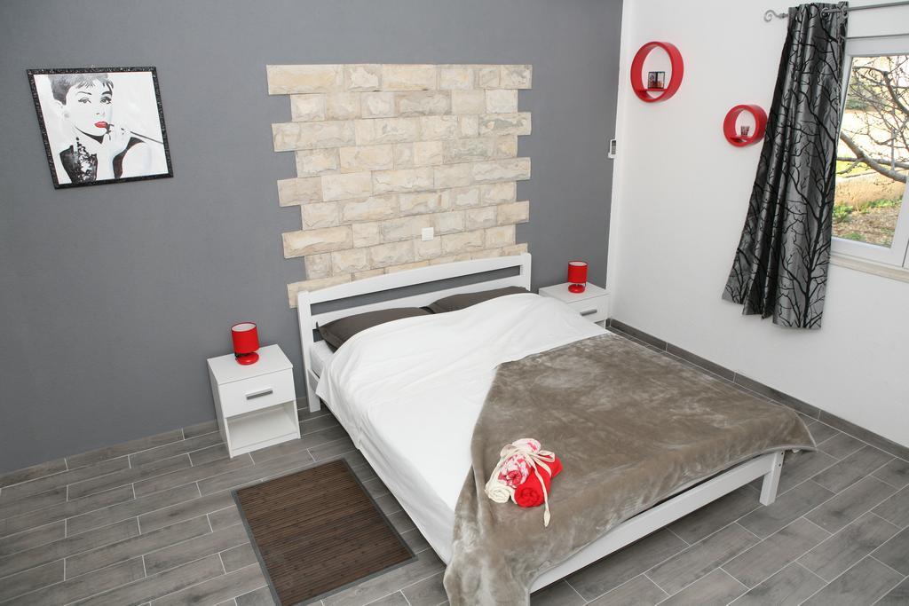 Apartments & Room Dijana Trogir Rom bilde